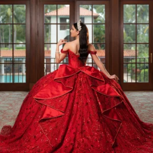 4080029-RED-4_960x_crop_center
