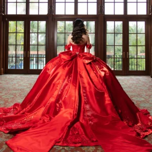 4080033-RED-4_960x_crop_center